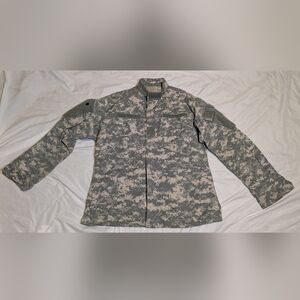 United‎ States Army Combat Uniform Coat Size Large - Long